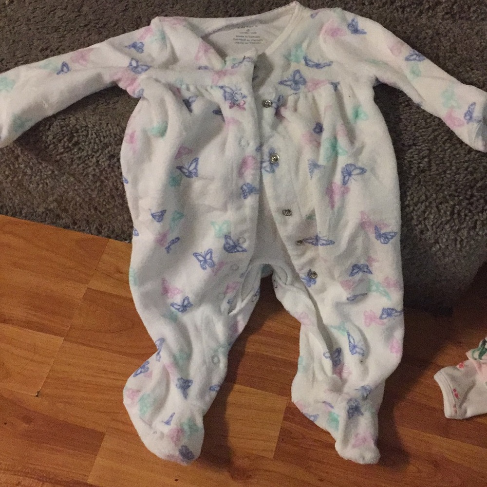 Baby girl one sie ... like New